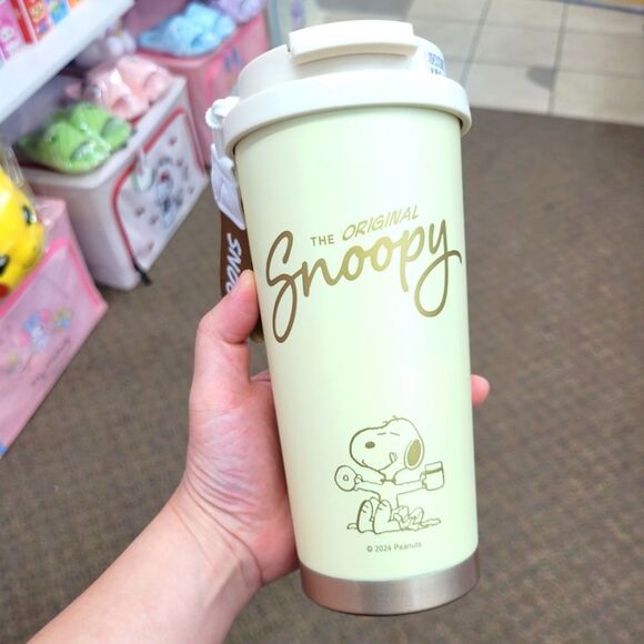 Brand New Peanuts Snoopy Thermal Water Bottle 530ml - Picture 1 of 13